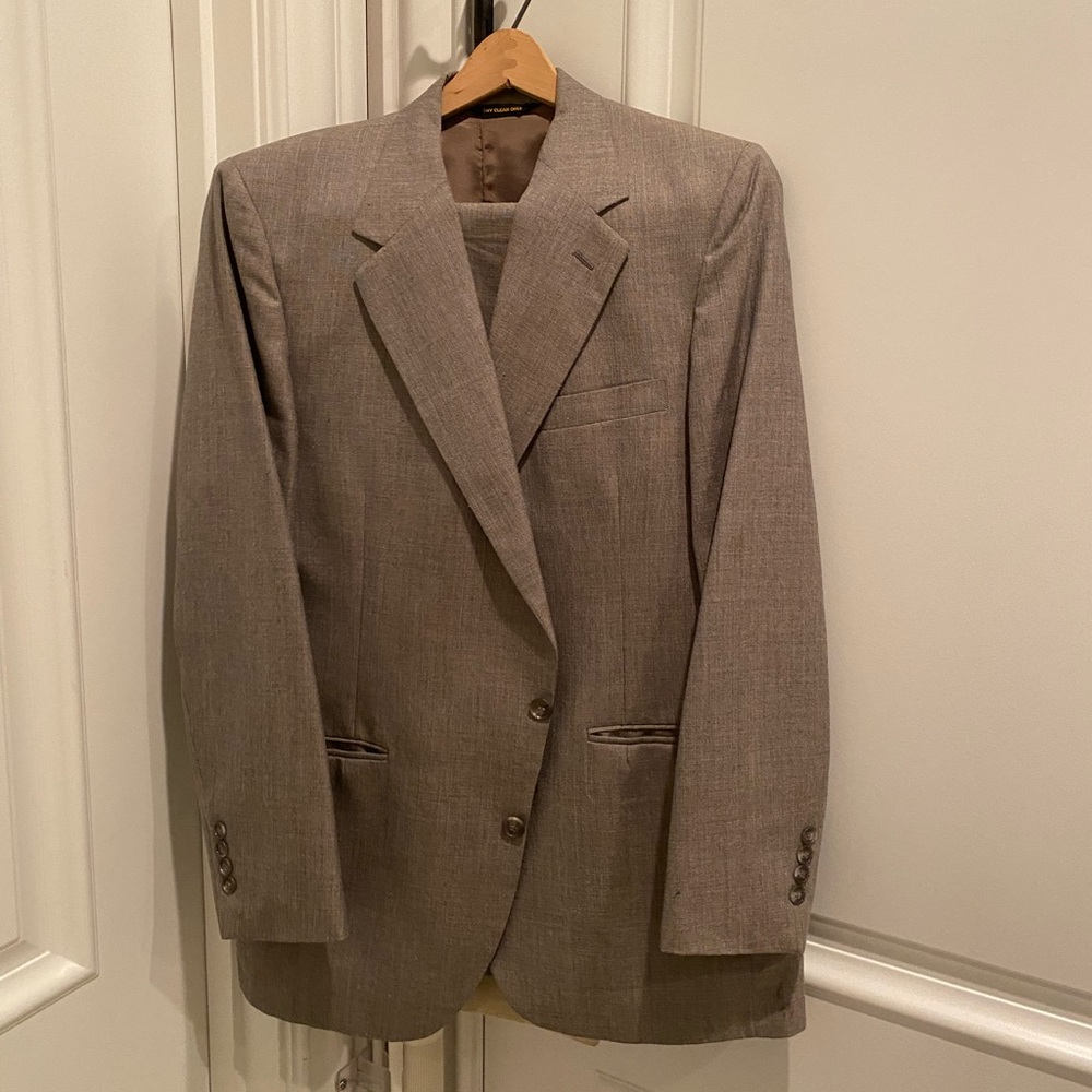 Gray Barrister/Wallachs Men’s Suit and Pants, size 30 L